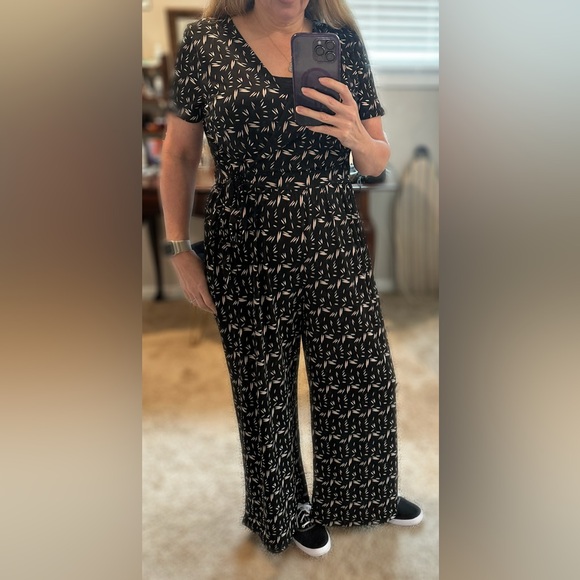 Muse Petite XLP jumper, black with pink & tan pattern. - Picture 1 of 16